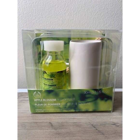 The Body Shop Reed Diffuser APPLE BLOSSOM New! - Picture 2 of 7